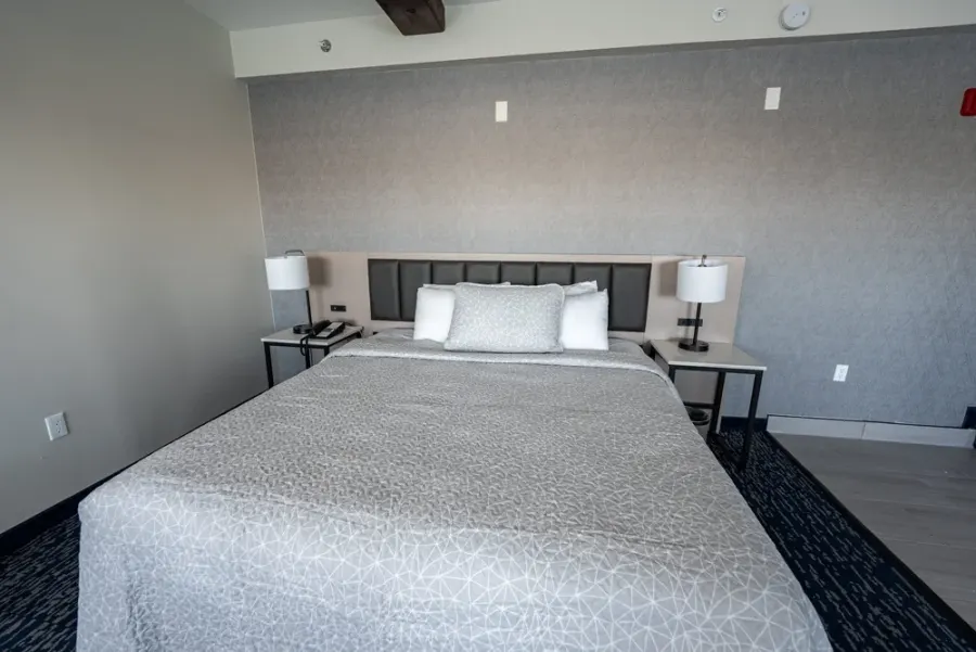 King bed room